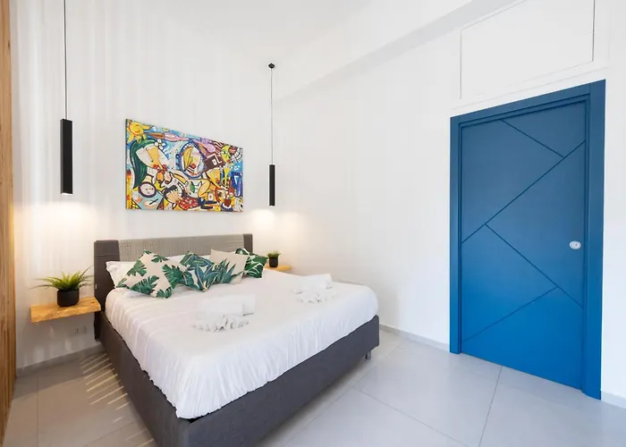 Lucia Holiday home *